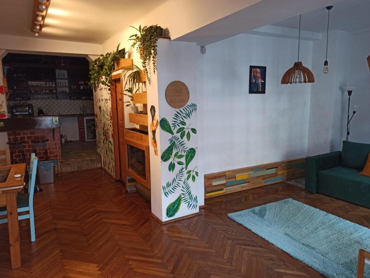 Home Central Apartment Braşov Exteriör bild
