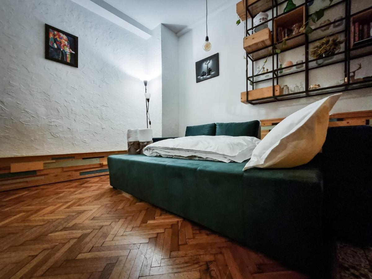 Home Central Apartment Braşov Exteriör bild